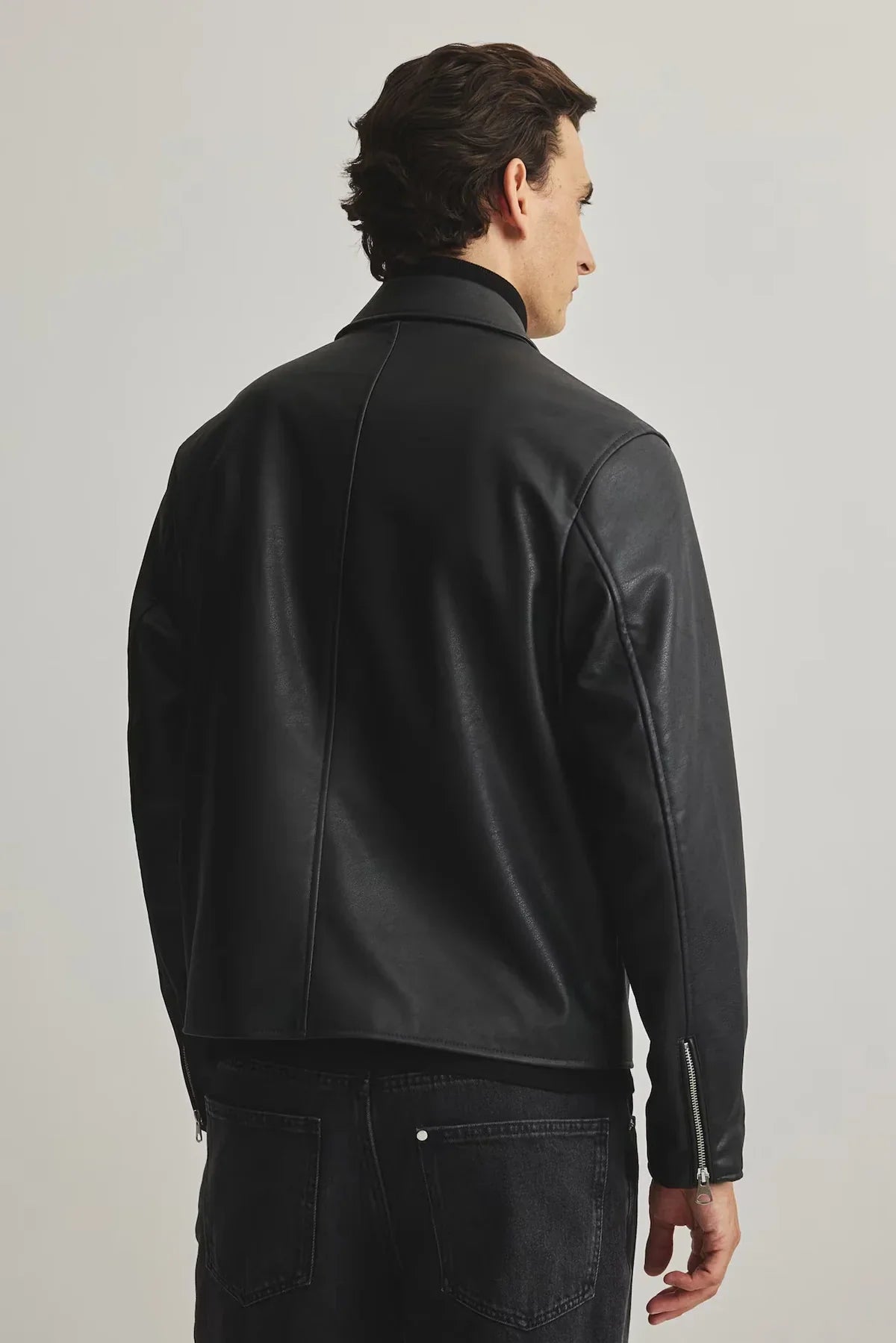 Men’s Black Boxy Leather Jacket – Premium Urban Street Style (Oversized Fit)